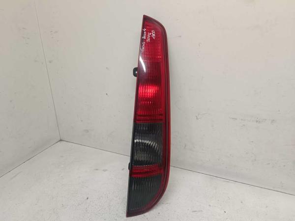 FEU ARRIERE DROIT FORD FOCUS BREAK 11/2004-1/2008 - Vue 1